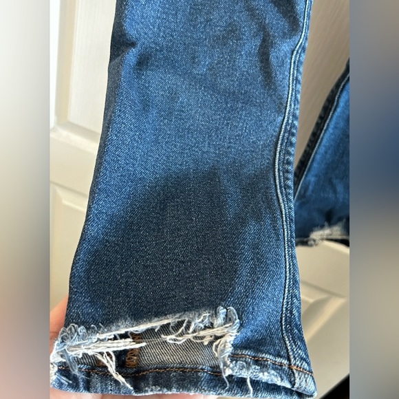 American Eagle Mom Jeans Size 4 regular Denim Destroyed Distressed medium blue - Picture 14 of 16